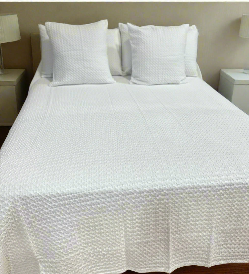 Stonewashed Waffle 100 % Cotton Bedspreads White