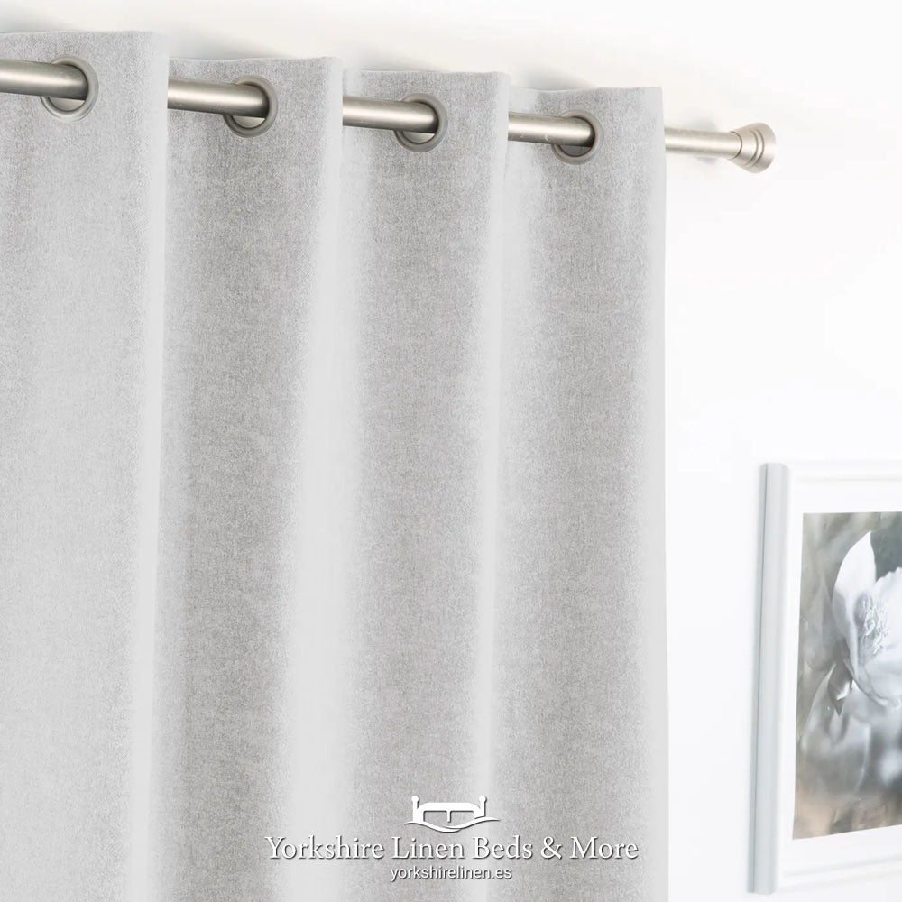 Arisa Ring Top Black Out Curtain, White - Curtains & Voiles - Yorkshire Linen Beds & More