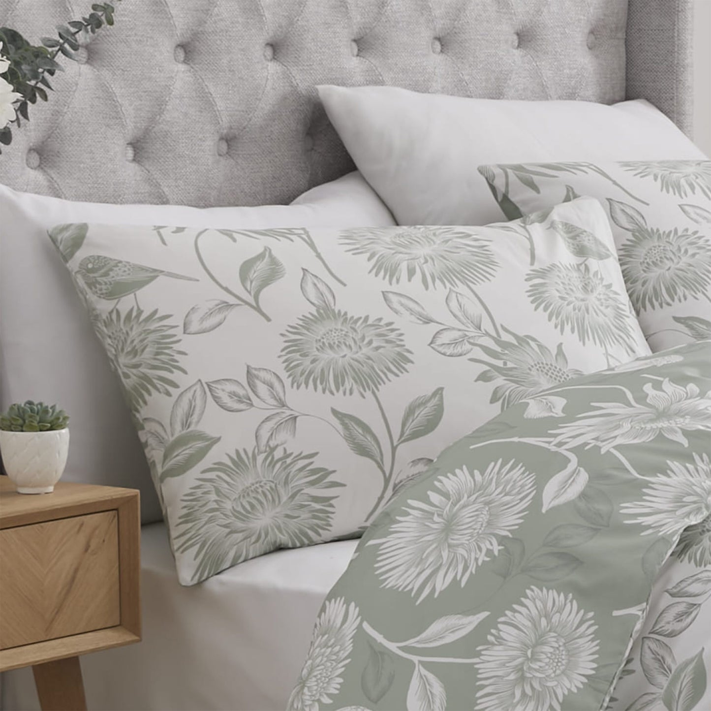 Chrysanthemum Green Reversible Duvet Set