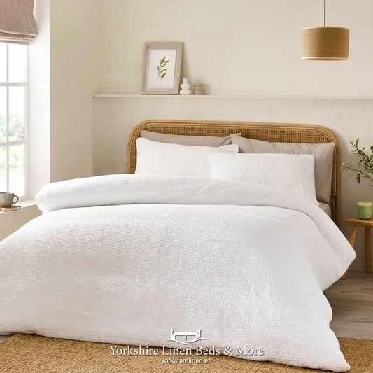 Crinkle Seersucker Duvet Set - White