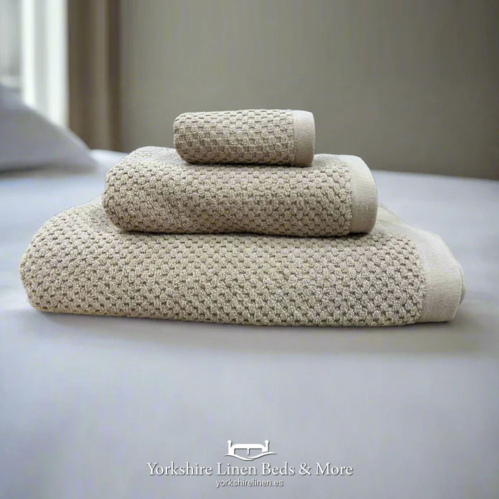 Luxor 540 GSM Luxury Towel -Beige