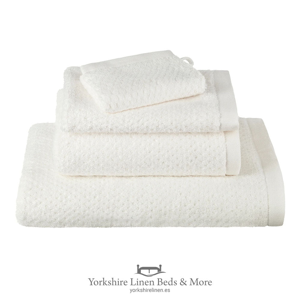 Luxury Towels Model Bamboo, Ivory - Towels and Bathroom Soft Furnishings - Yorkshire Linen Beds & More