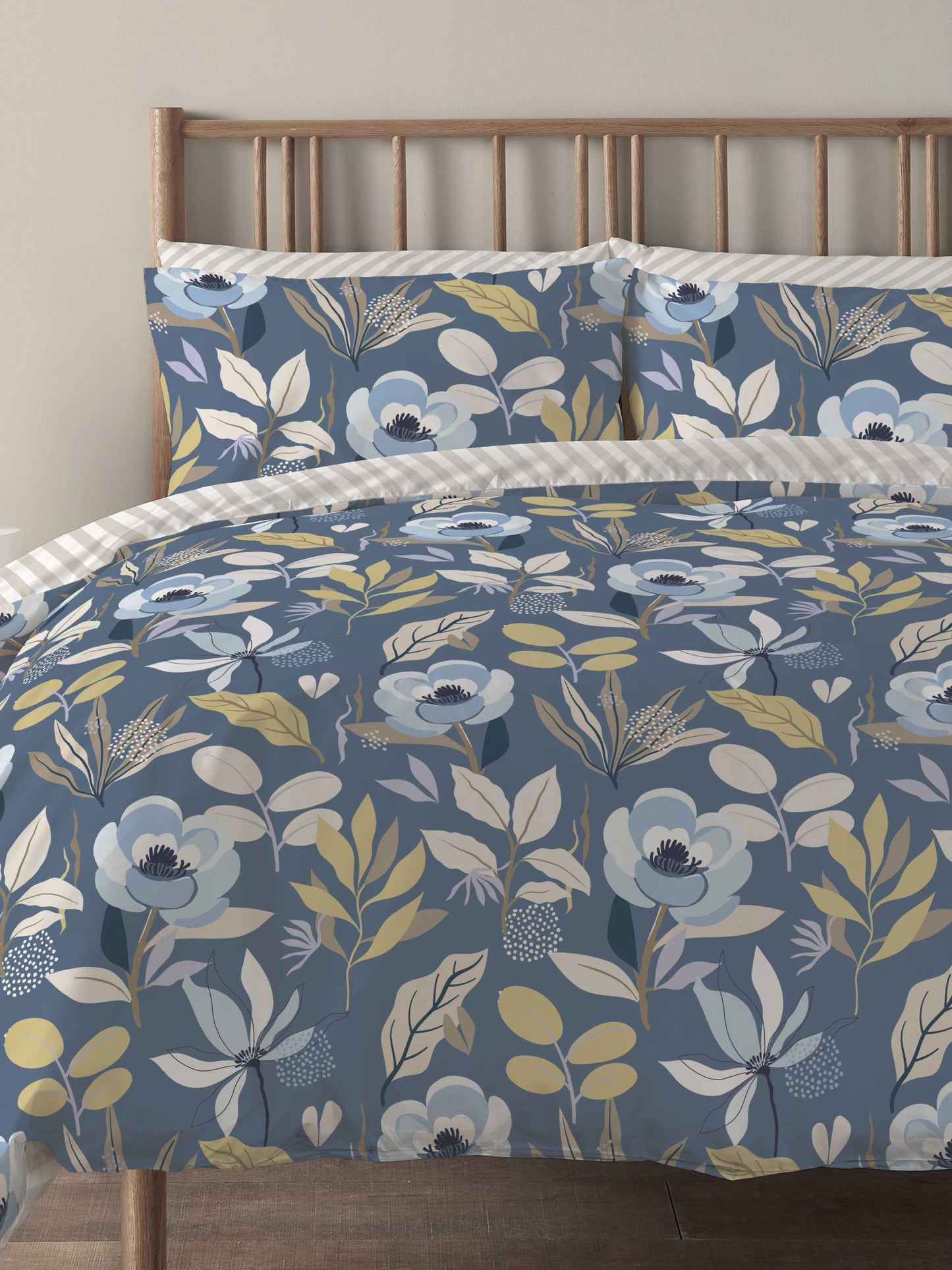 Mina Floral Duvet Set, Blue