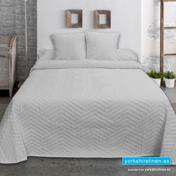 New Espiga Jacquard Bedspread, Grey - Yorkshire Linen Warehouse Mijas Marbella P02
