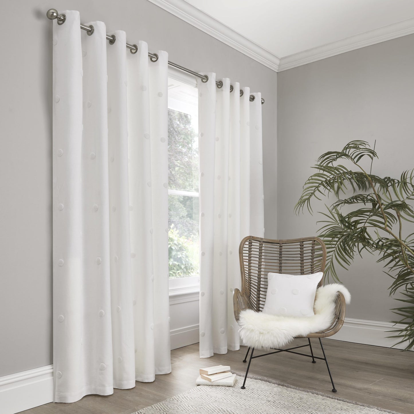 Sara Tufted Eyelet Curtains, White REDUCED TO CLEAR
