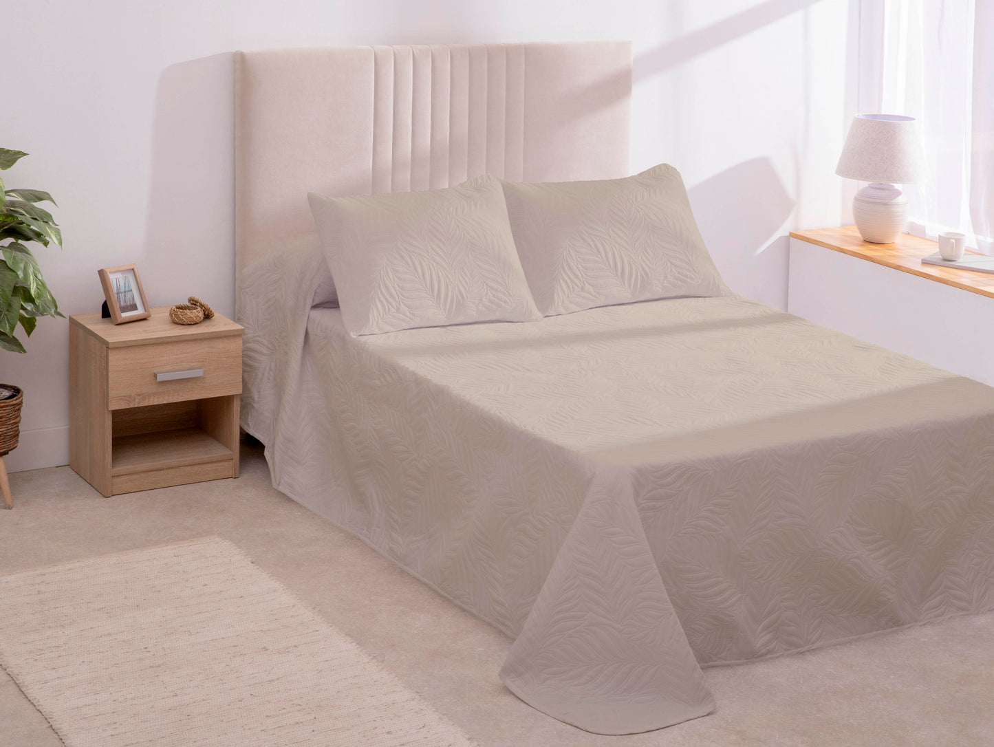 Special Offer Lightweight Bedspread Edna Stone