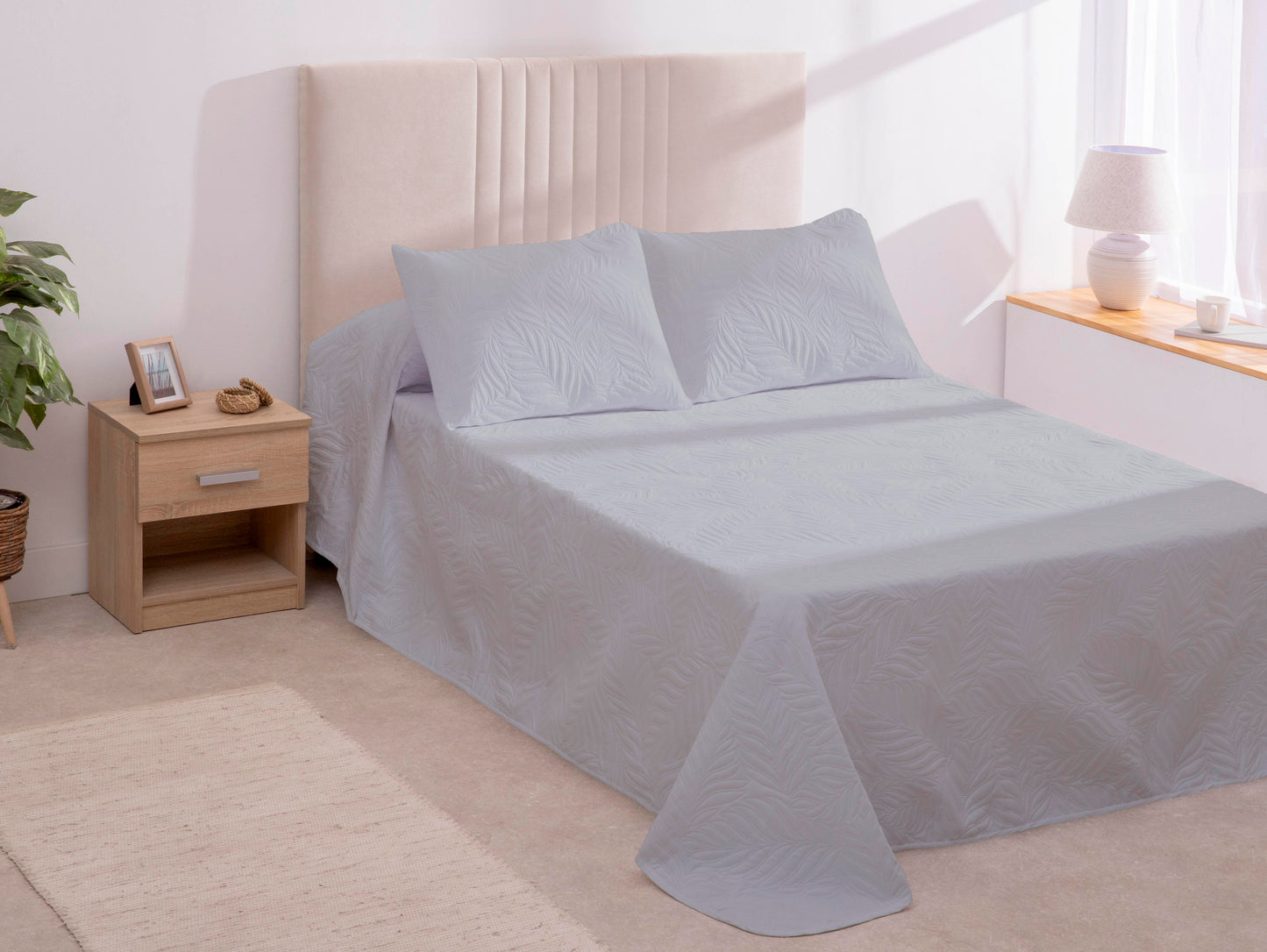 Special Offer Lightweight Bedspread Edna SILVER