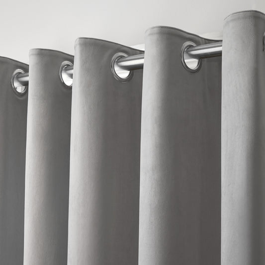 Montrose Black Out Curtains by Laurence Llewelyn- Bowen - Silver