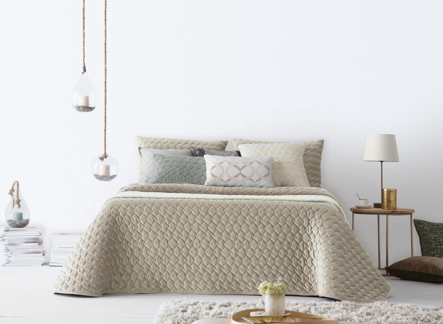 Naroa Luxury Velvet Bedspread, Sand