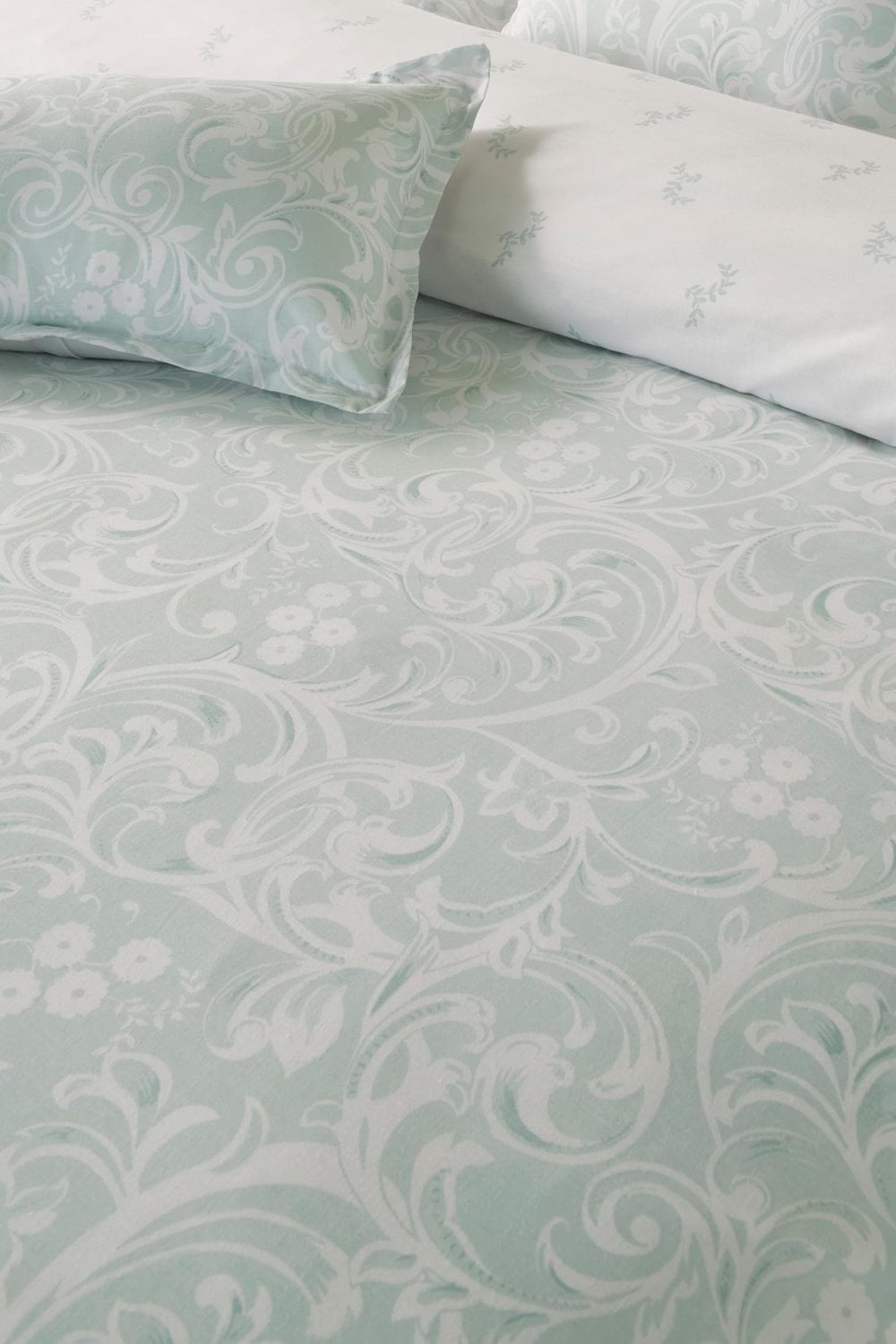 Ophelia Cotton Rich Duvet Set by Sam Faiers