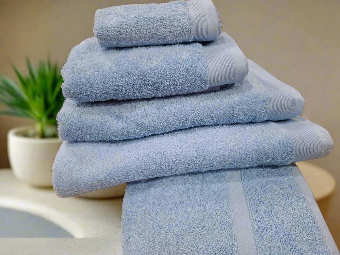 The Sanctuary Luxury Towel 500 GSM - Light Blue 4