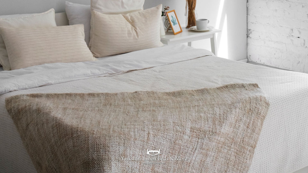 Bedspreads, Throws & Runners