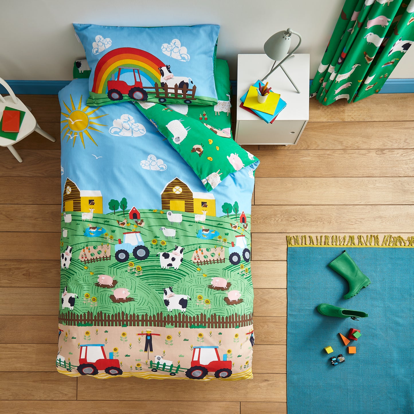 Farmyard Animals Reversible Duvet Sets