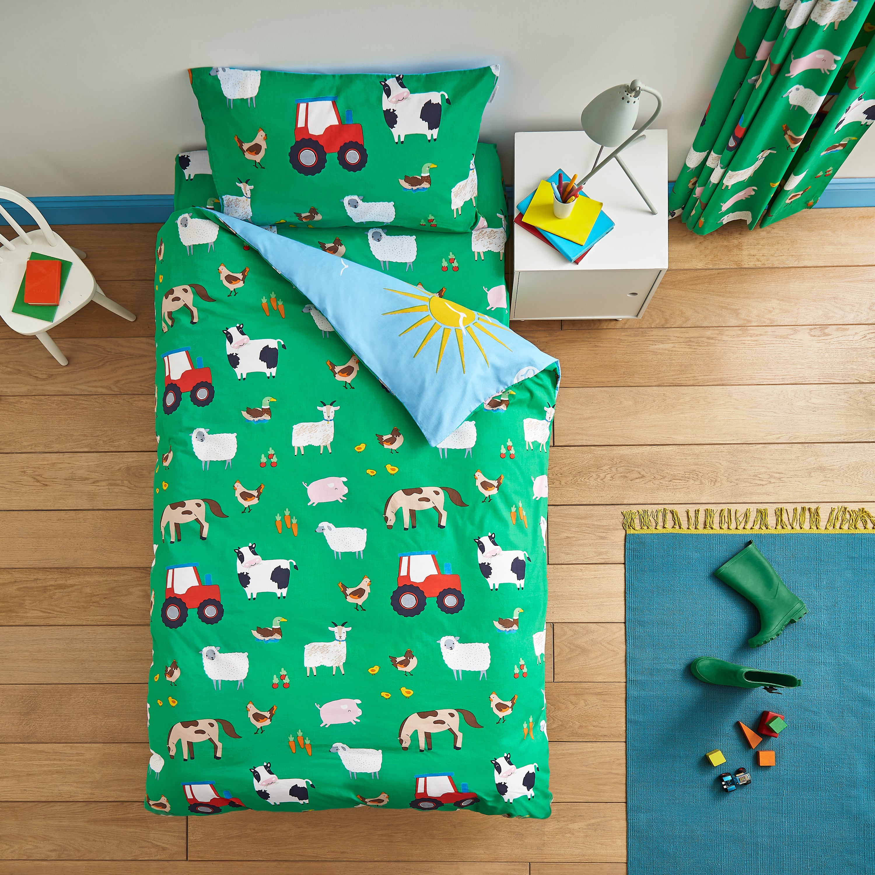Farmyard Animals Reversible Duvet Sets