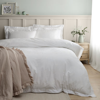 Lotta 200 Thread Count Cotton Duvet Set -White