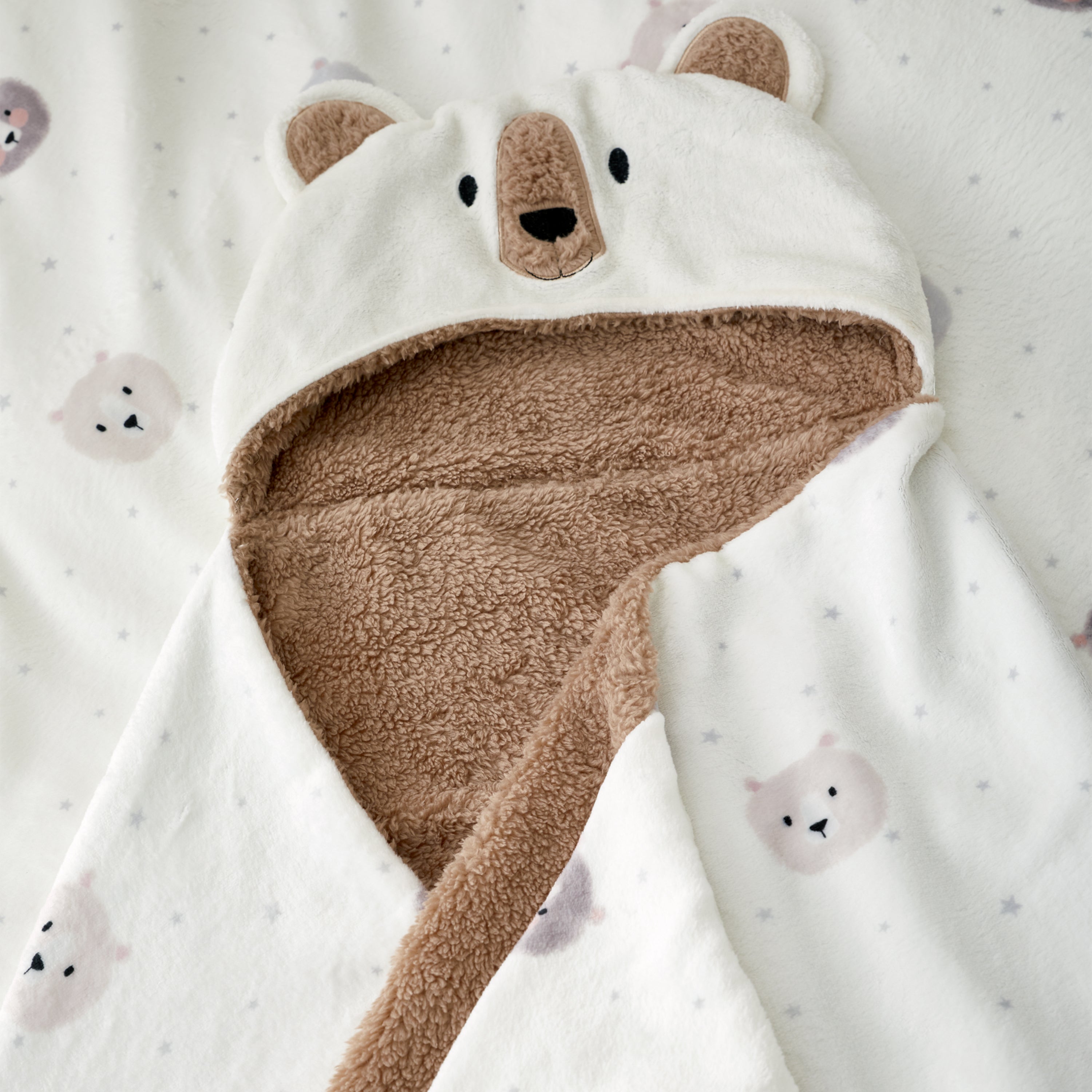 Cosy Bear Hooded Blanket
