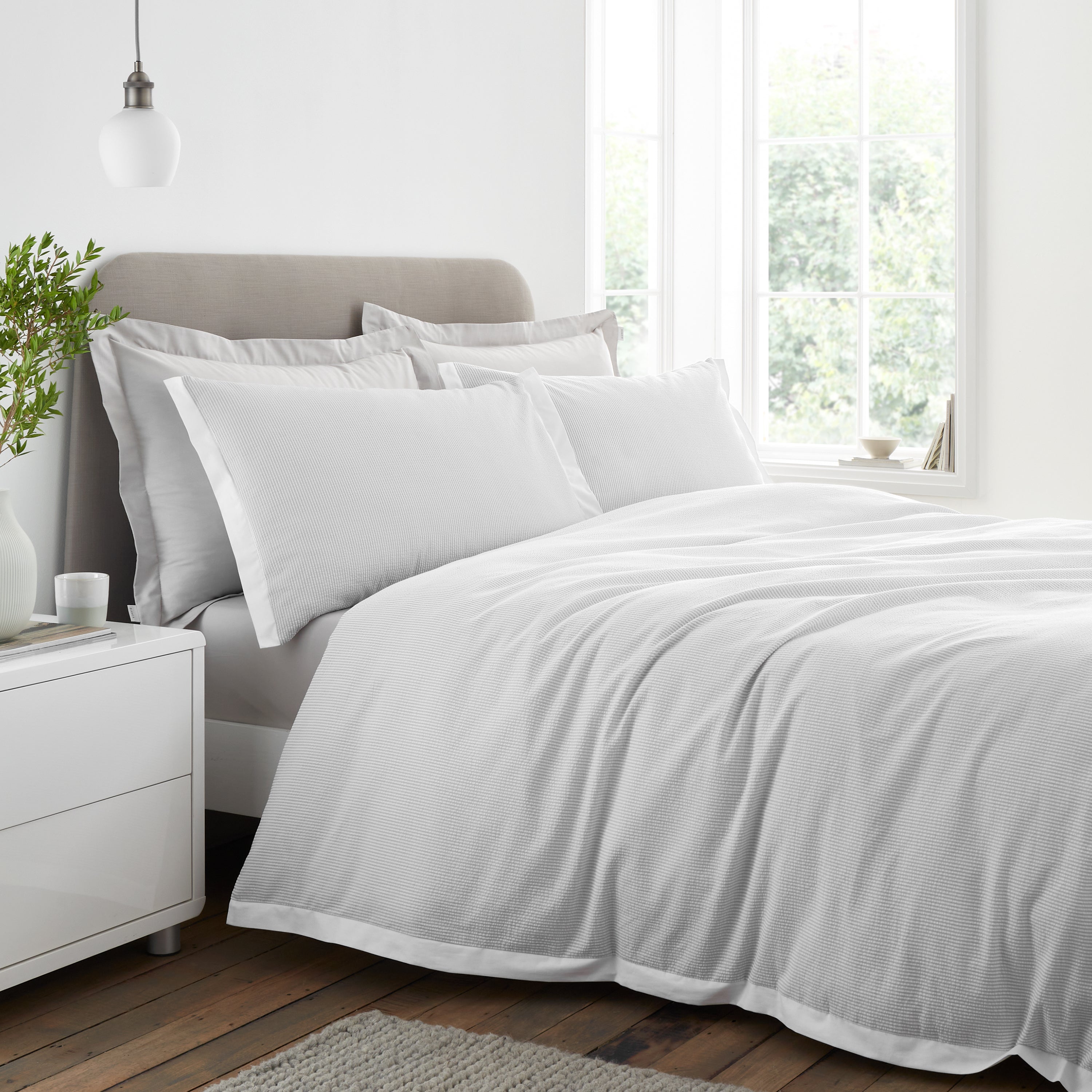 Seersucker Woven Stripe 100 % Cotton Duvet Set - Grey