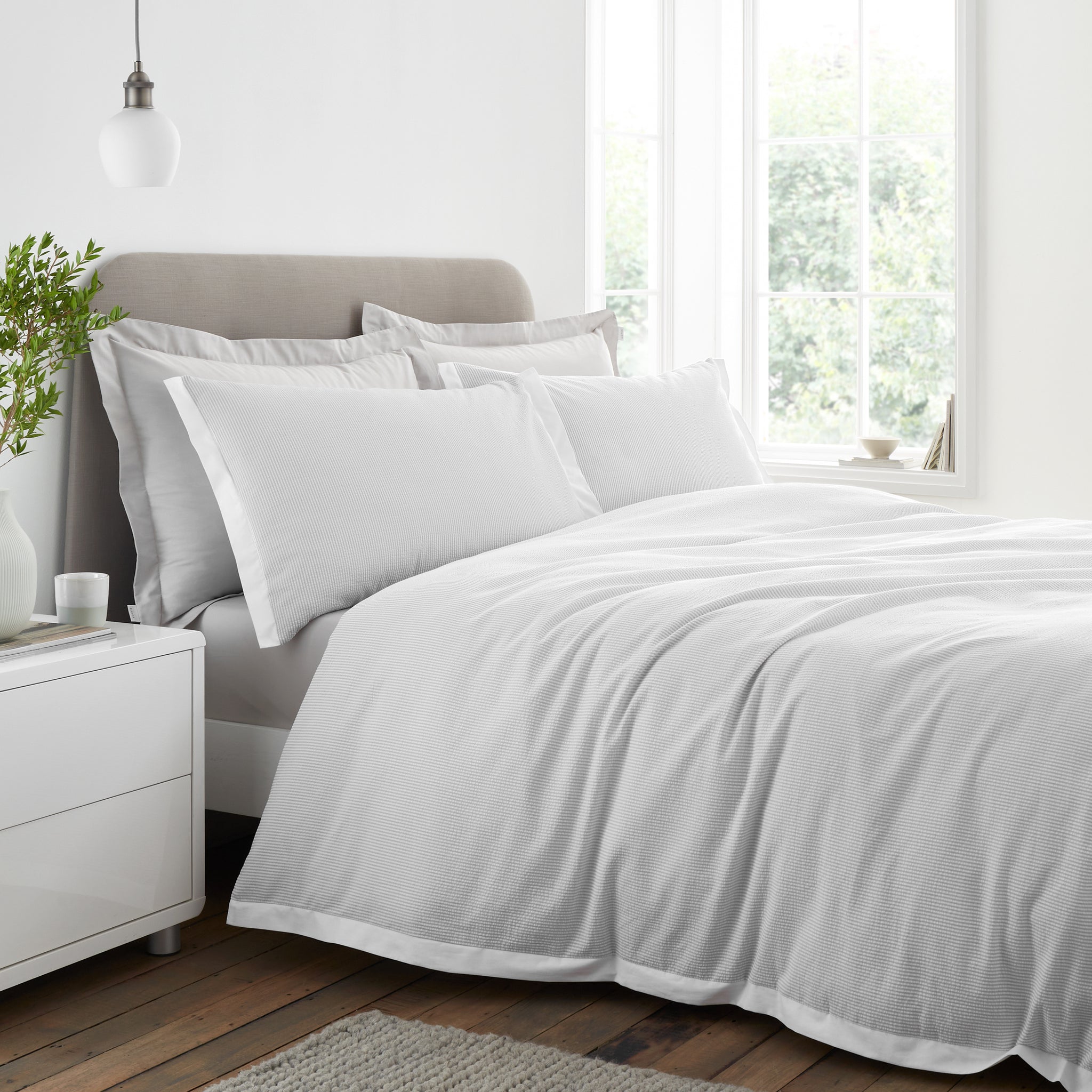 Seersucker Woven Stripe 100 % Cotton Duvet Set - Grey