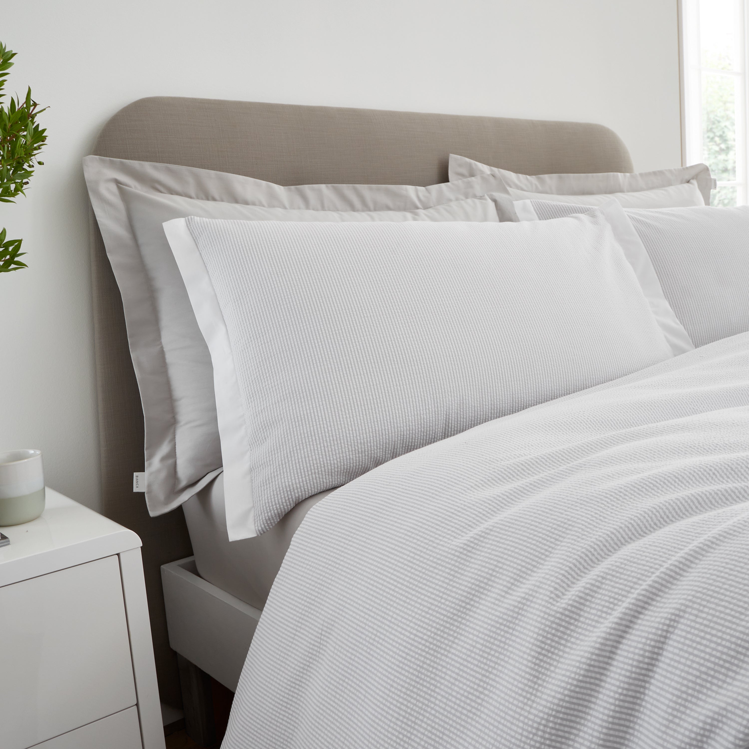 Seersucker Woven Stripe 100 % Cotton Duvet Set - Grey