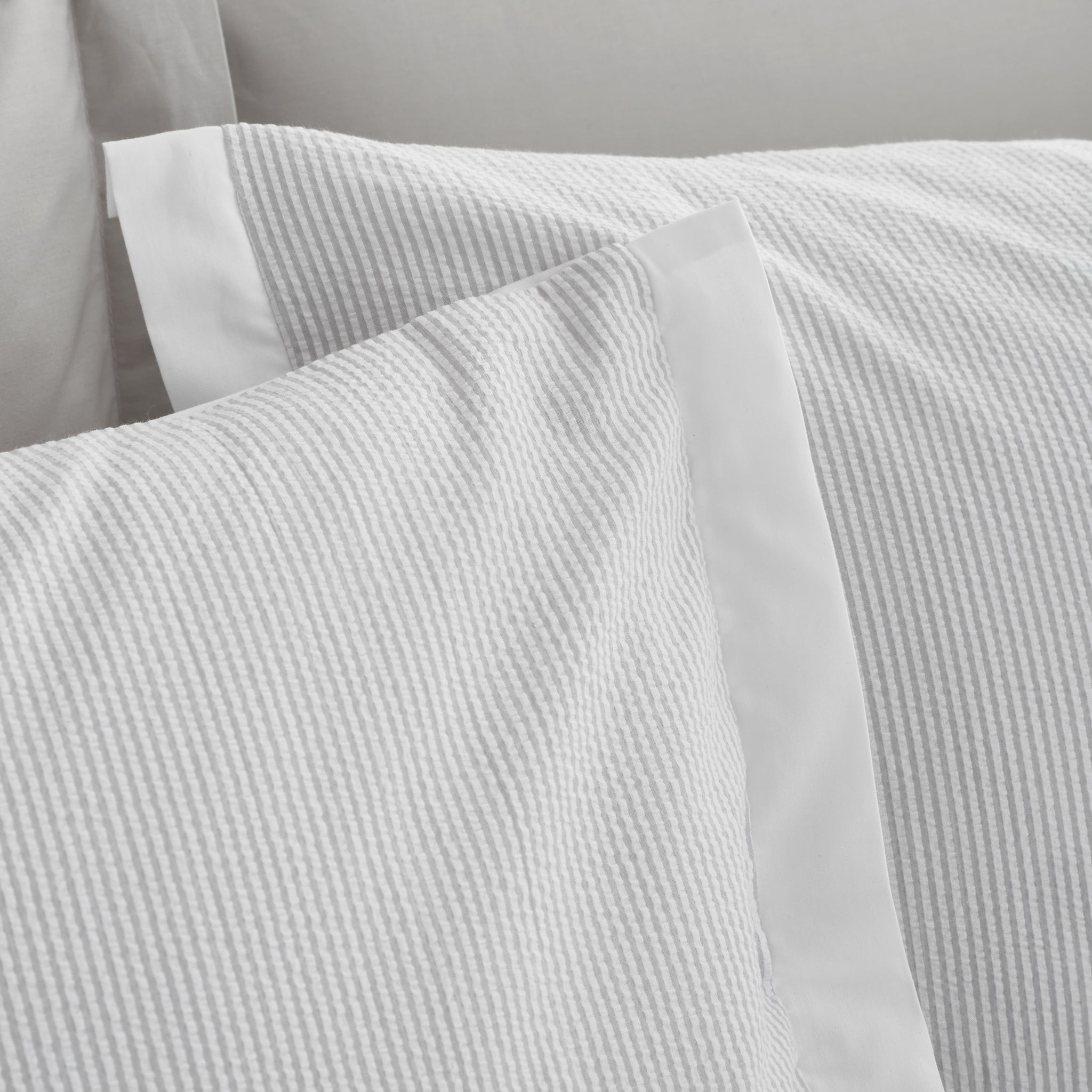 Seersucker Woven Stripe 100 % Cotton Duvet Set - Grey