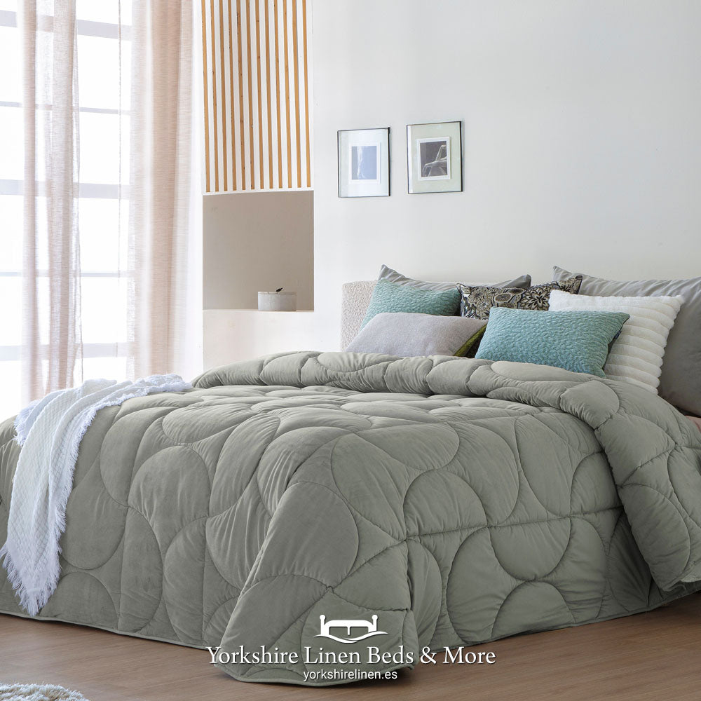 Arni Luxury Bedspread, Grey - Bedspreads & Throws - Yorkshire Linen Beds & More, Mijas Costa, Spain