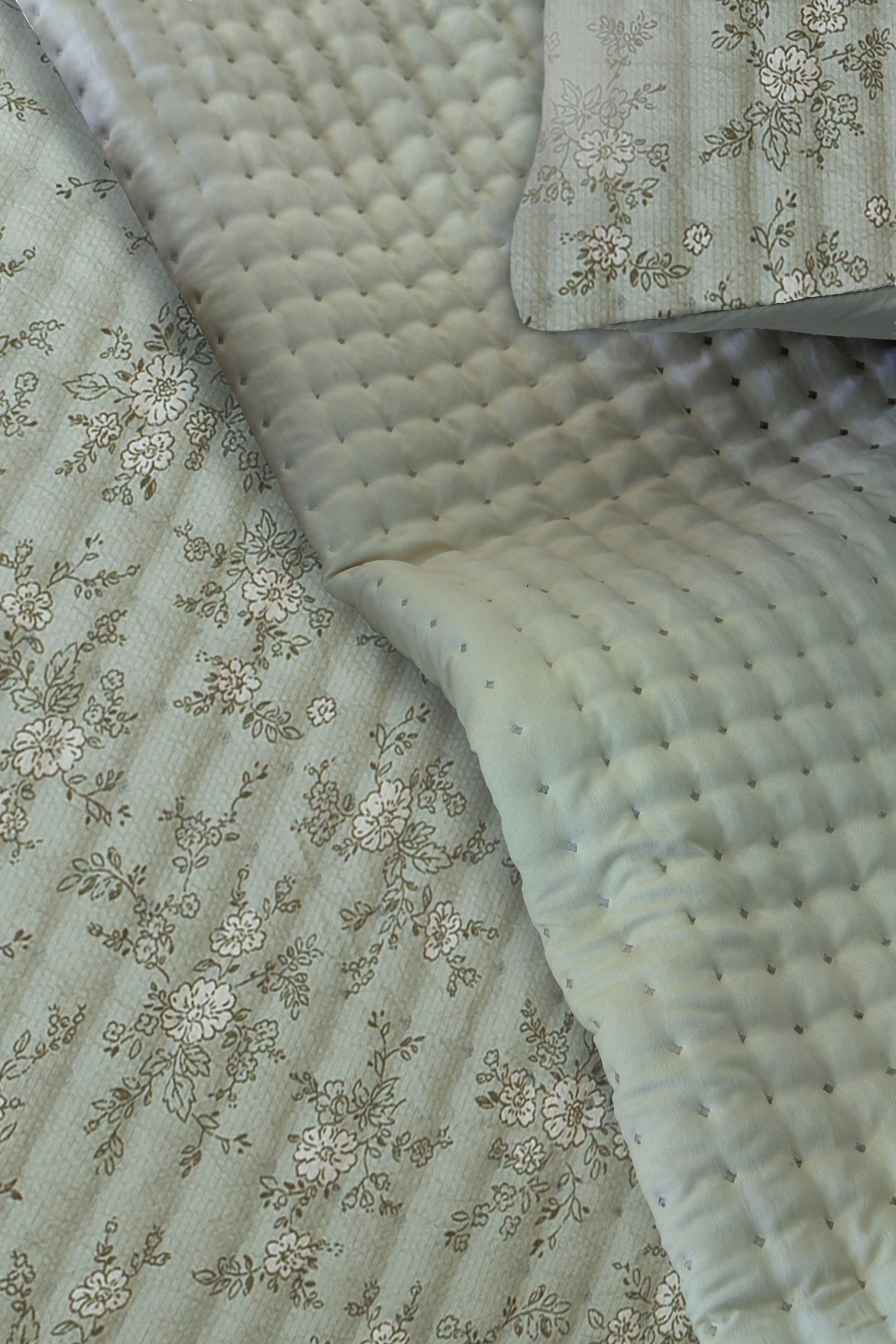 Melody Floral Bedspread - Green