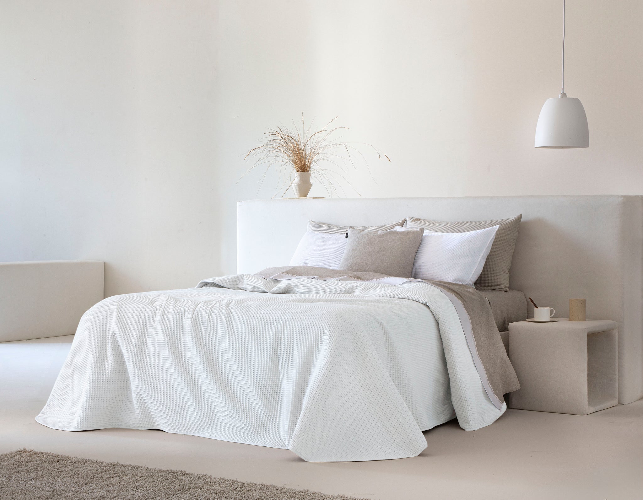 Marine Light Weight Bedspread - White