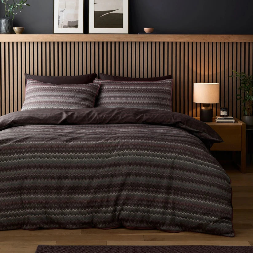Chevron Line 100 % Cotton Sateen Duvet Set- Chocolate