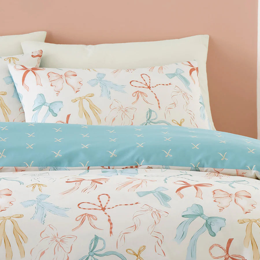 Evelyn " Bowtiful " Duvet Set- Multicolour