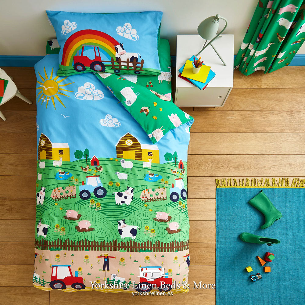 Farmyard Animals Reversible Duvet Sets - Duvet Covers and Sets - Yorkshire Linen Beds & More, Mijas Costa, Spain