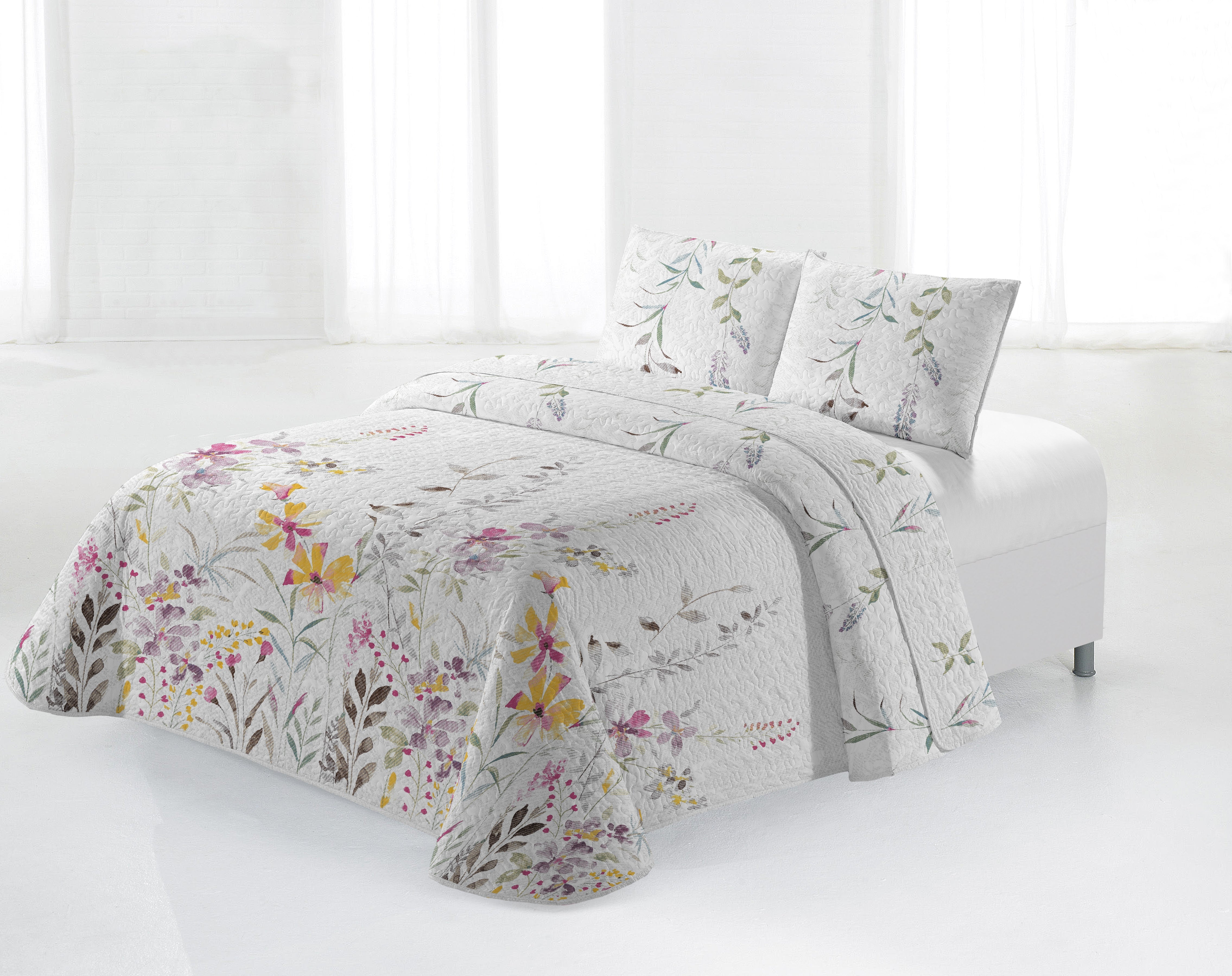 Gandia Light weight Bedspread - Yellow