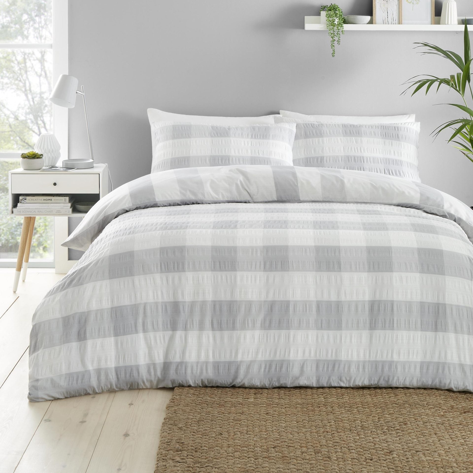 Gingham Check Seersucker Duvet Set, Silver.SALE
