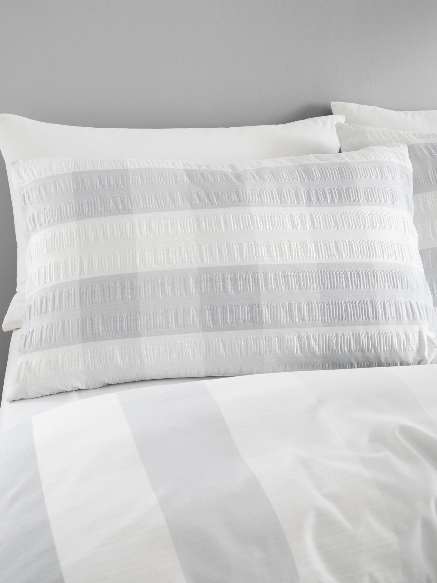 Gingham Check Seersucker Duvet Set, Silver.