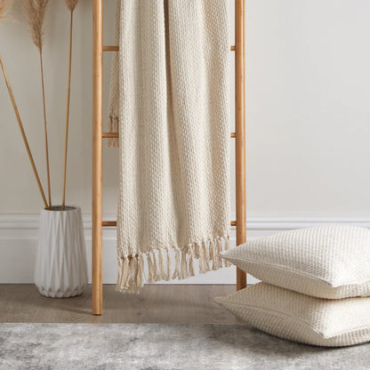 Hayley 100 % Cotton Throw -Cream