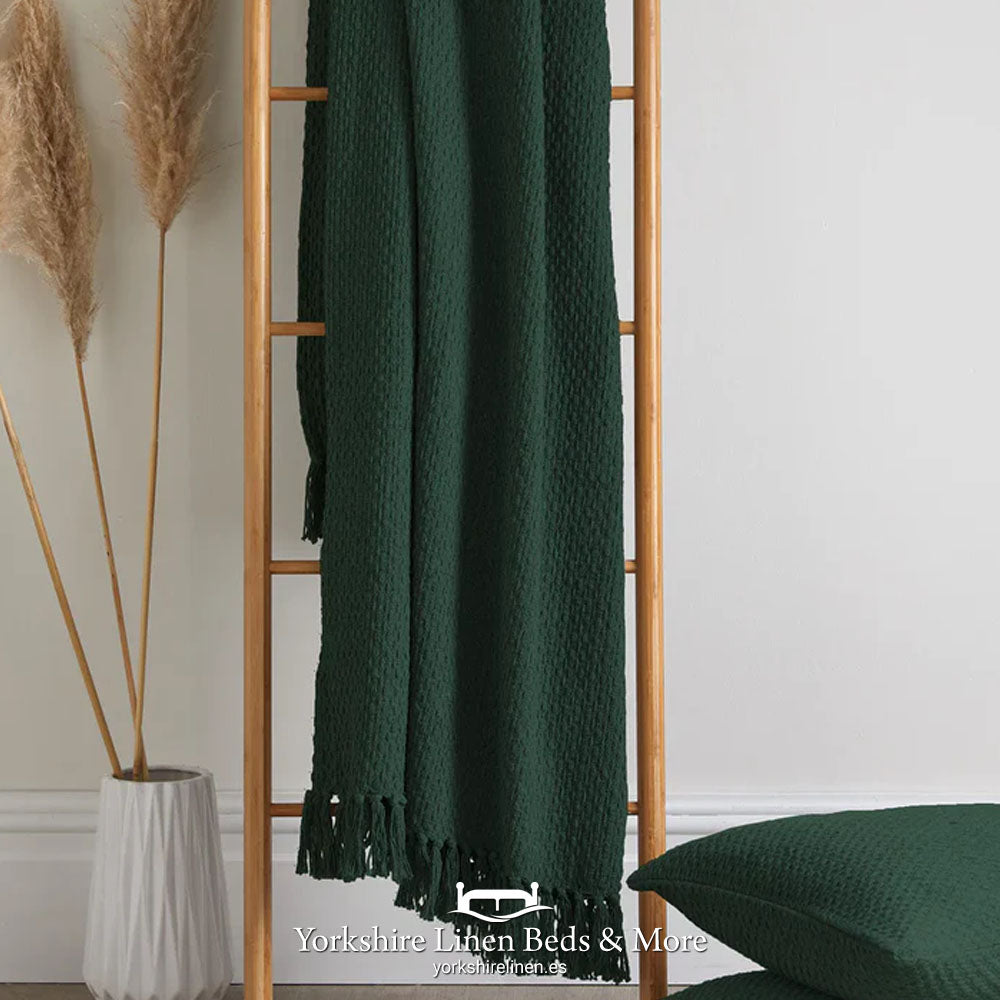 Hayley 100 % Cotton Throw - Green