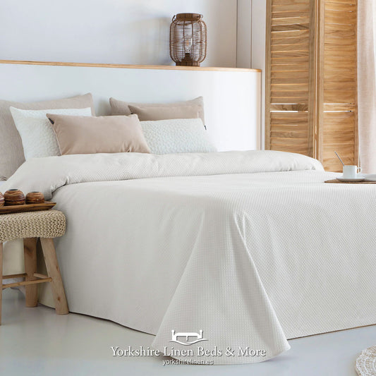 Luxury Lionel Jacquard bedspread in Brilliant White – Geometric woven pattern lightweight Bouti – Yorkshire Linen Mijas Costa.