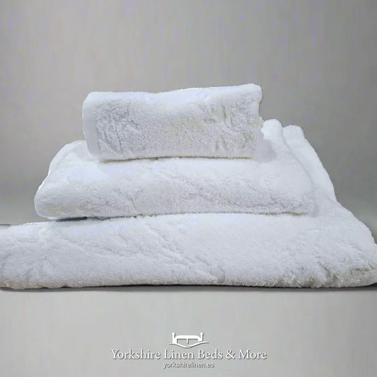Over Stock 500 GSM Towel Offer