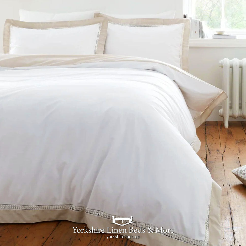 Oxford Lace Trim 100 % Cotton  Duvet Set - Natural