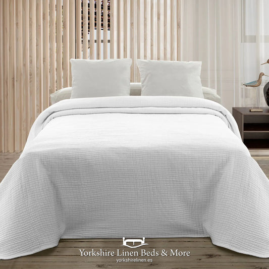 Palma 100% Cotton Lightweight Bedspreads, White - Bedspreads & Throws - Yorkshire Linen Beds & More