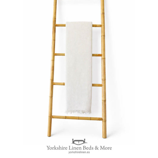 Small Weave Multiuse Throws - Ivory