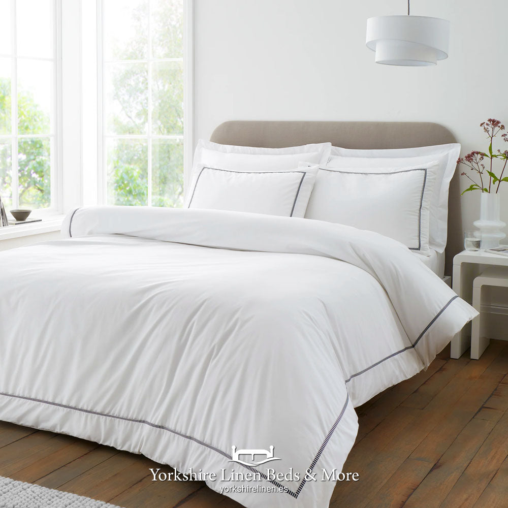 Stripe Trim 100% Cotton Duvet Sets - Duvet Covers and Sets - Yorkshire Linen Beds & More, Mijas Costa, Spain