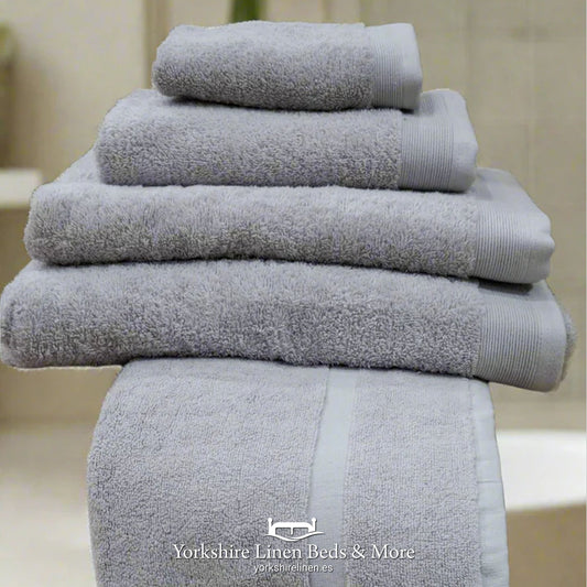 The Sanctuary Luxury Towel 500 GSM -Silver 40