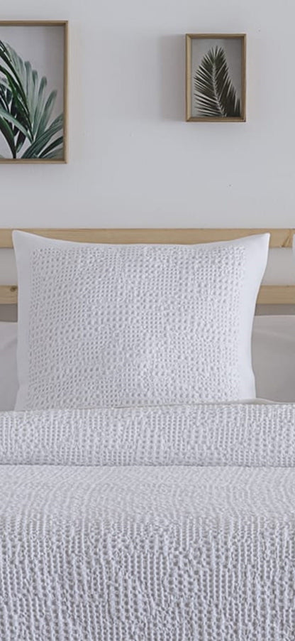 Cotton Borders Luxury Bedspread -White