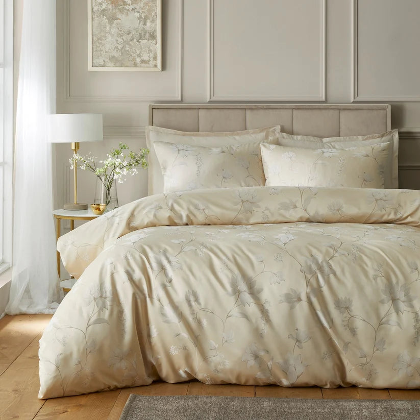 Lilly Jacquard Duvet Set- Champagne