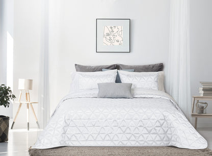 Luisa Luxury Sateen Bedspreads, White