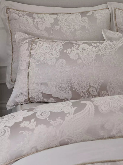 Catherine Lansfield Opulent Jacquard Duvet Set- Champagne