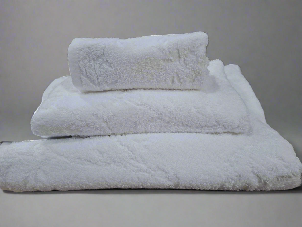 Over Stock 500 GSM Towel Offer