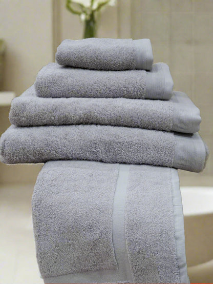 The Sanctuary Luxury Towel 500 GSM -Silver 40