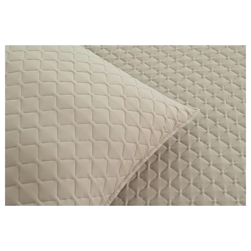 Stonewash Pin Tuck Bedspreads