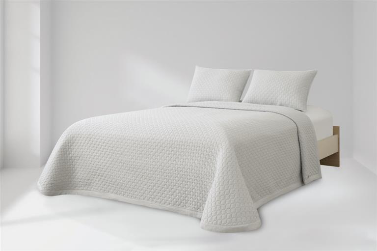 Stonewash Pin Tuck Bedspreads